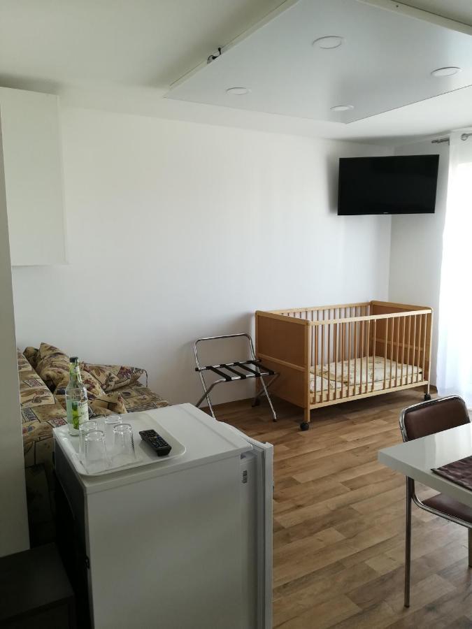 Jura Hotel ニュルンベルク エクステリア 写真