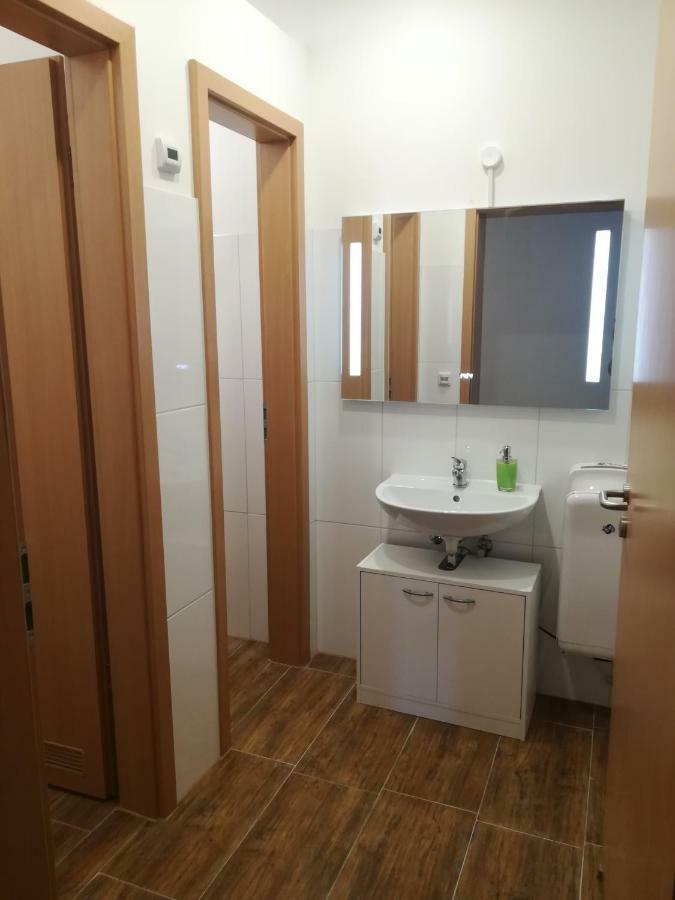 Jura Hotel ニュルンベルク エクステリア 写真